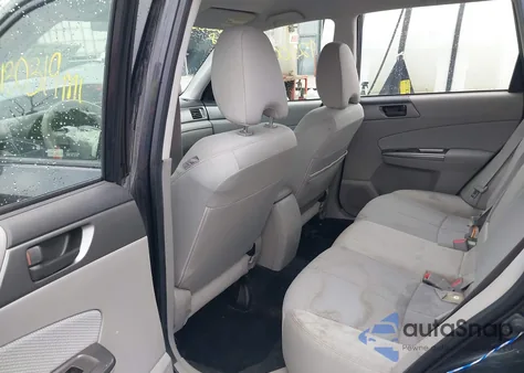 2012 Subaru Forester 2.5X z USA, uszkodzony, nr VIN JF2SHBBC6CH438906